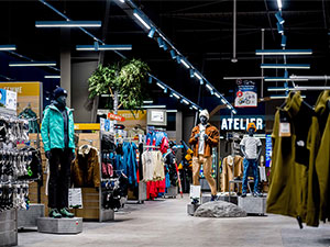 Intérieur 2 magasin Espace Montagne