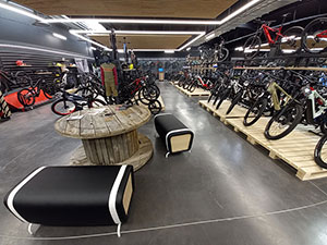 Intérieur 3 magasin Mondovélo